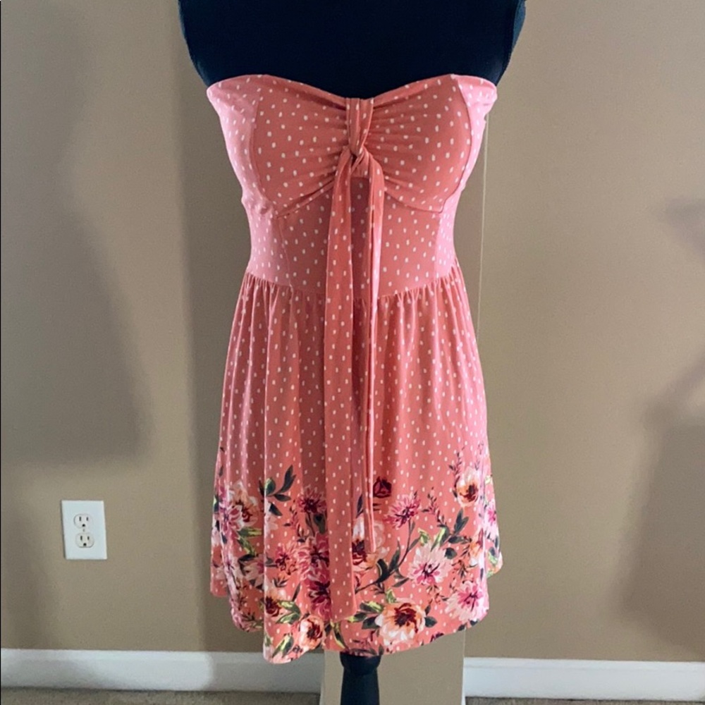 ⭐️2 for $20 Coral Halter Top